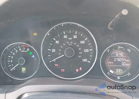 2018 Honda Hr-V Lx z USA, uszkodzony, nr VIN 3CZRU6H38JG716570